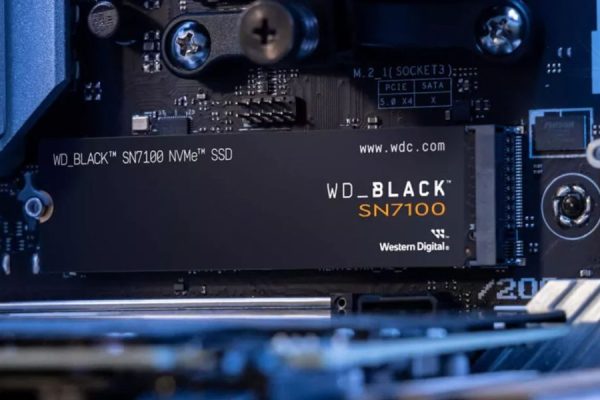 WD Black SN7100