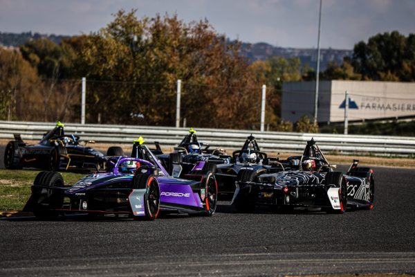 Jaguar y Porsche se reparten los honores en el test de la Fórmula E en el Jarama