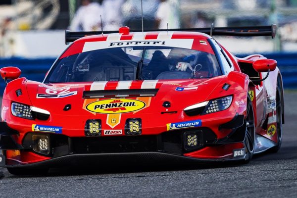 Ferrari prepara una versión Evo del 296 GT3 para 2026