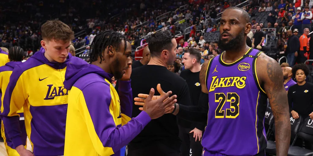tras hacer historia, LeBron James y su hijo Bronny separan sus caminos
