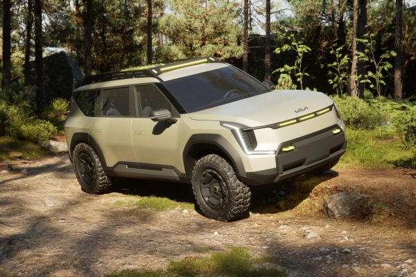 No te engañan tus ojos, este Kia EV9 demuestra que meter un SUV en caminos off-road puede ser la nueva moda