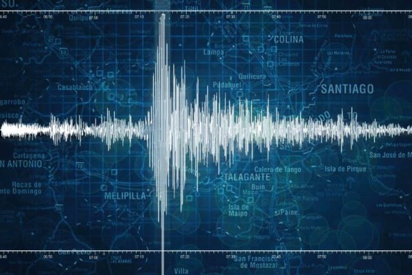 Alertan por eventuales réplicas tras sismo en zona central