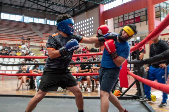 Gran velada de boxeo en el Coliseo Monumental cierra exitosamente la temporada 2024