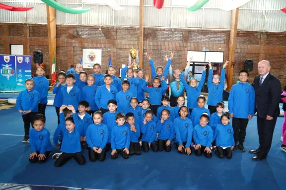 Escuela Chilena de Gimnasia cierra con grandes resultados la temporada 2024