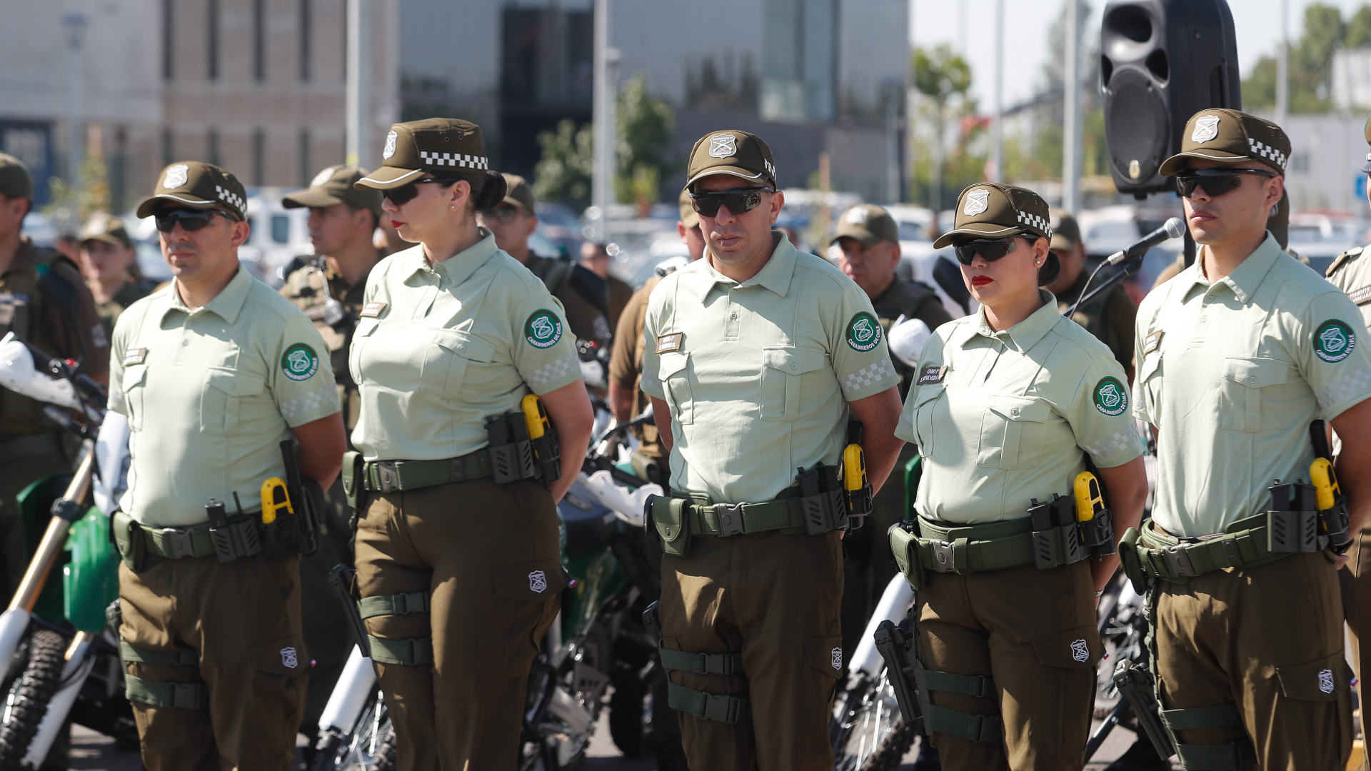 Los detalles del nuevo bono que recibirá Carabineros en 2025 y los compromisos del Gobierno para avanzar en proyectos clave