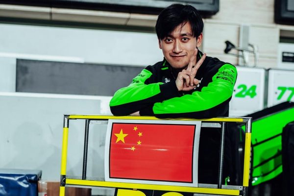 Guanyu Zhou se postula para un asiento en la escudería Cadillac F1