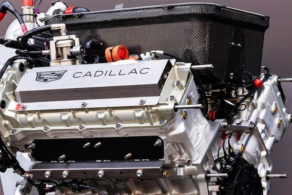 Cadillac explica cómo generó el distintivo sonido de su V8 LMC55R