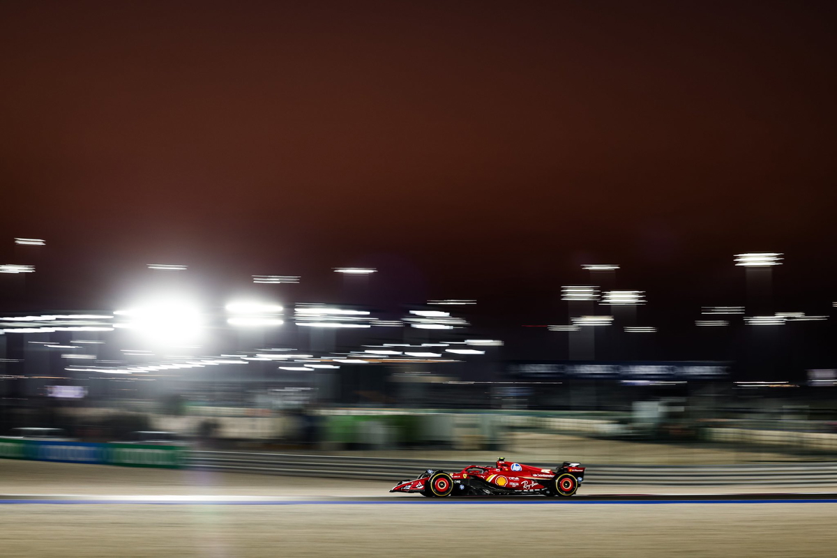 Carlos Sainz y Fernando Alonso, en los puntos en el Gran Premio de Qatar