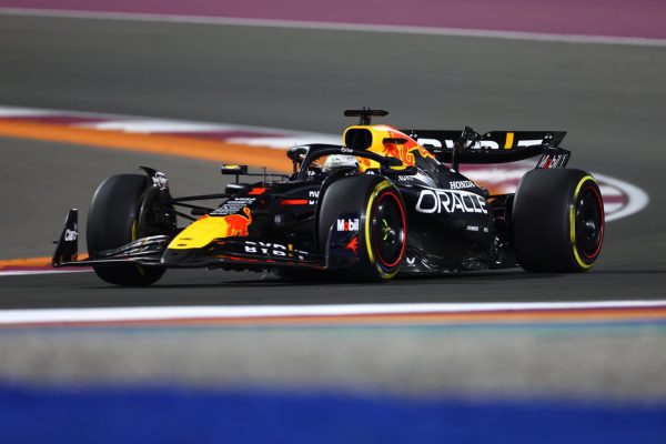 Max Verstappen sobrevive a una carrera de alteraciones y tensión para ganar en Qatar