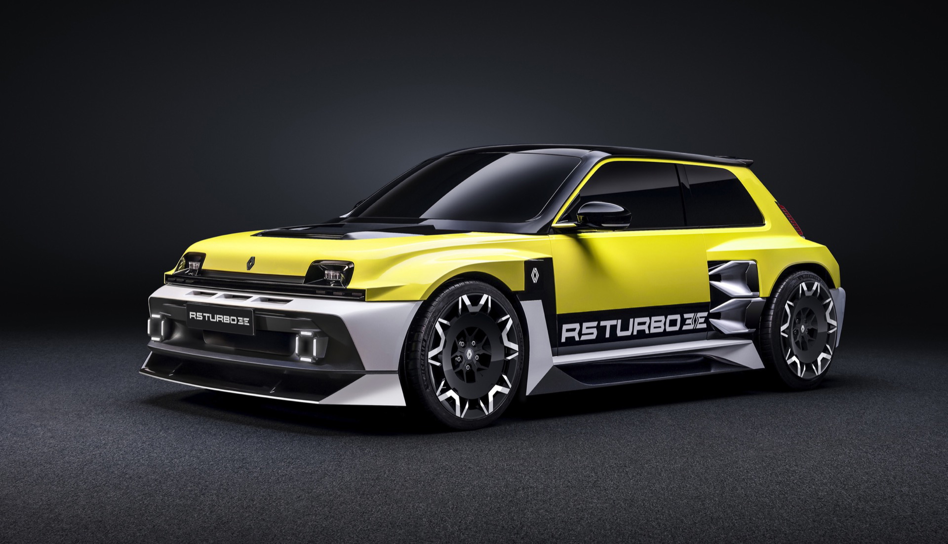 ¡Bombazo! Regresa el icono de los ochenta, este es el nuevo Renault 5 Turbo 3E que sí llegará a los concesionarios