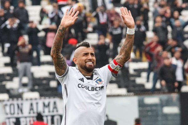 Fiscalía se apresta a cerrar investigación por presunto abuso sexual contra Arturo Vidal