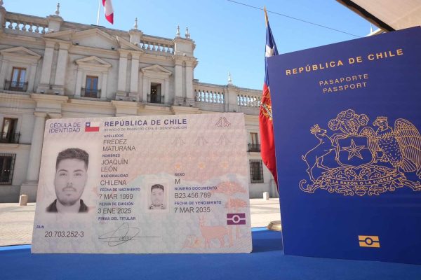 La Moneda explica falla para acceder a Visa Waiver por "ajuste tecnológico" y descarta motivos políticos