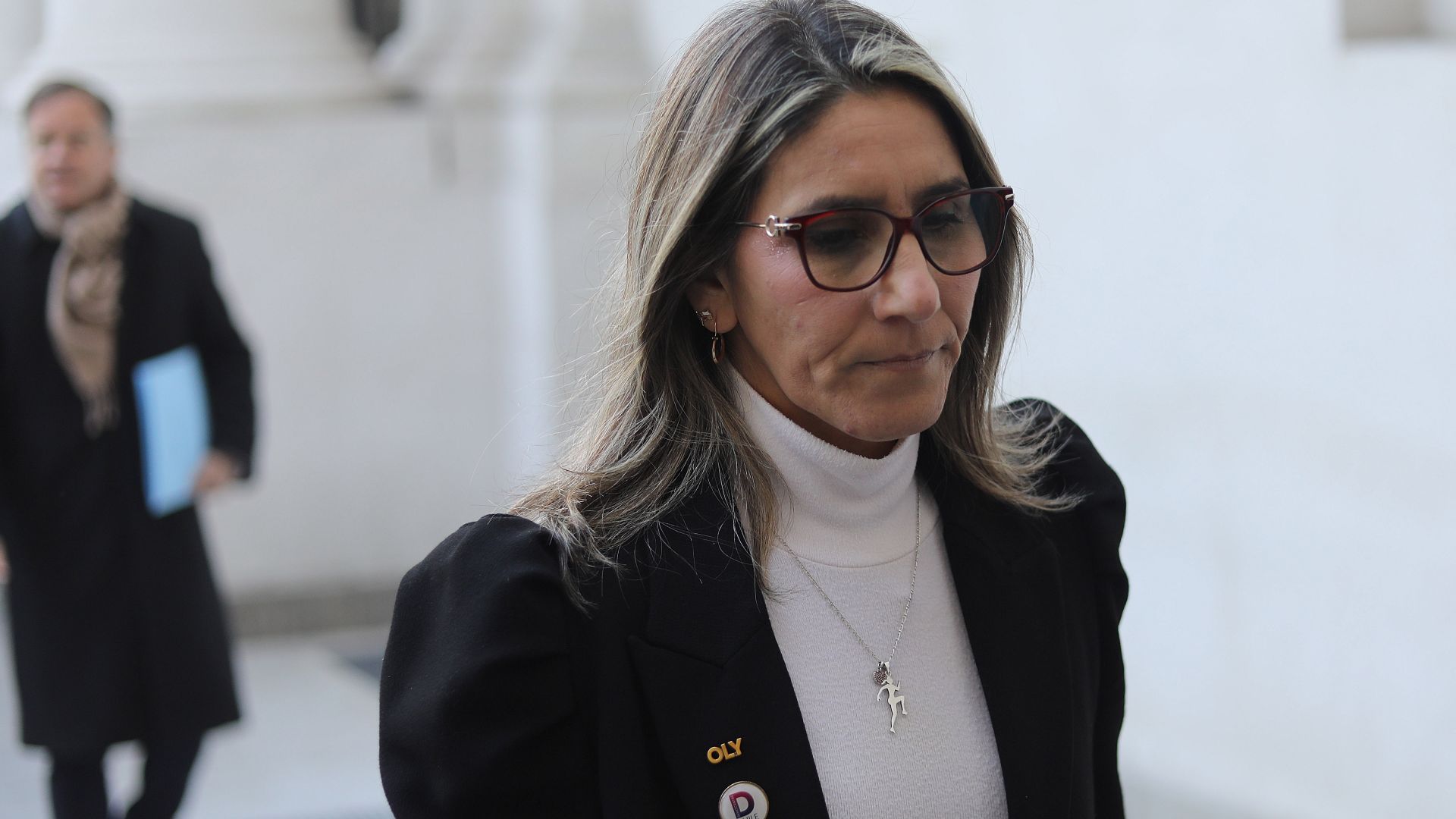 Diputada Erika Olivera protagoniza accidente en la Ruta 68