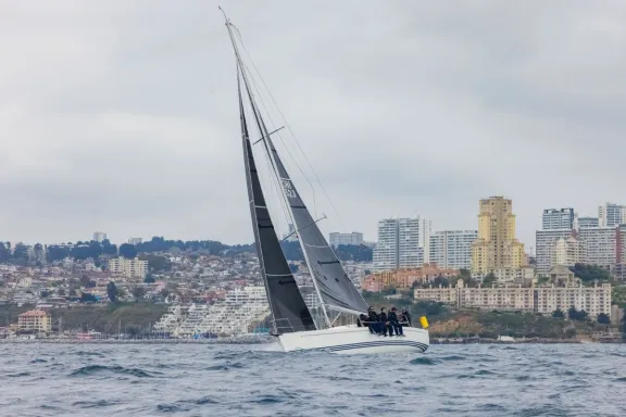 El velero Isabella II SeaBiotech lidera la categoría IRC Regata