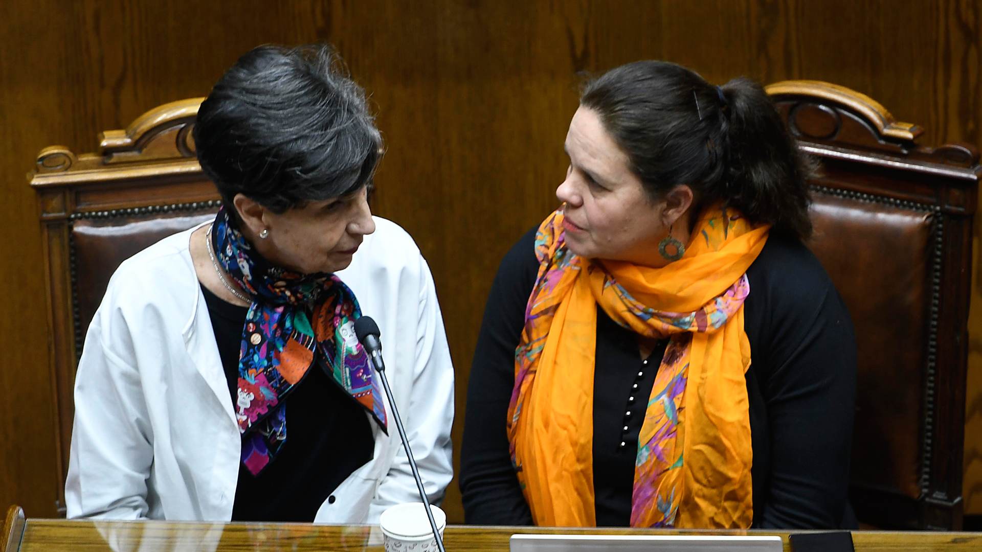 Senadora Allende y Maya Fernández declararán como imputadas por fallida venta de casa de Guardia Vieja