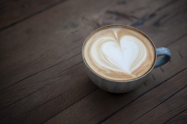 El café mañanero tiene mayor efecto cardioprotector