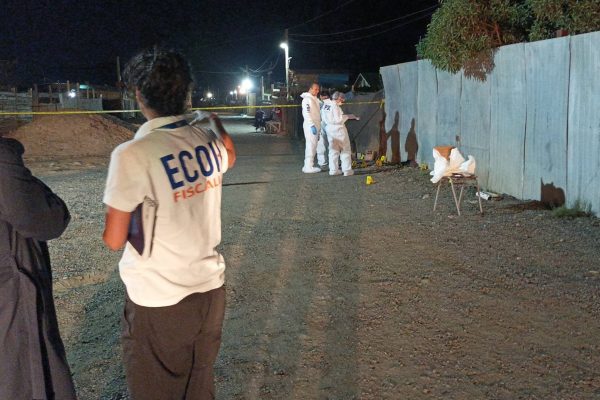 Delincuentes se ensañaron con un hombre en Lampa: lo asesinaron a balazos tras golpearlo y acuchillarlo