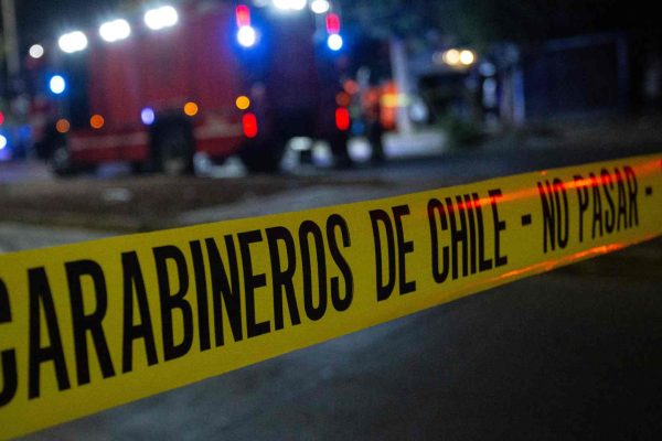 Persecución policial en Santiago: conductor ebrio intentó arrollar a Carabineros y provocó accidente a pasos de La Moneda