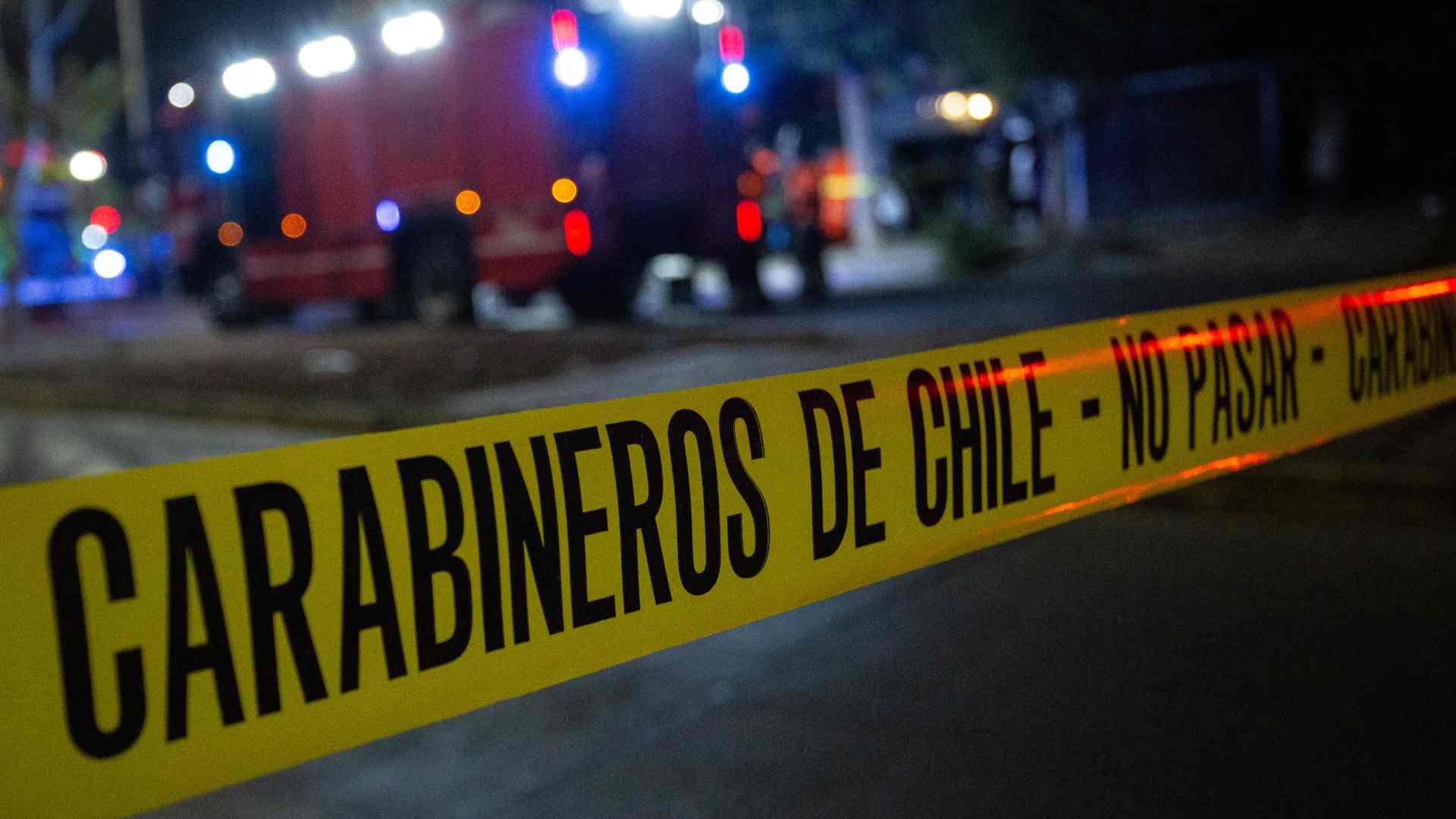 Persecución policial en Santiago: conductor ebrio intentó arrollar a Carabineros y provocó accidente a pasos de La Moneda