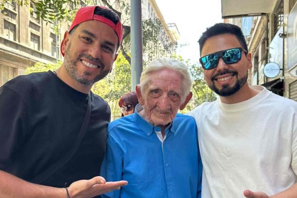 VIDEO - La noble cruzada para ayudar a Víctor Toro, un histórico atleta chileno que trabaja a sus 84 años