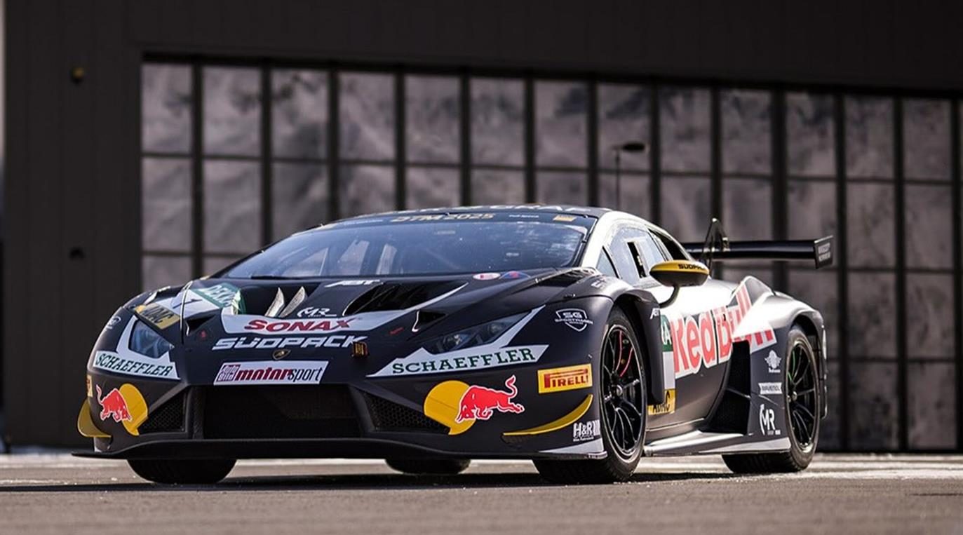 Lamborghini y Aston Martin presentan sus equipos para el DTM