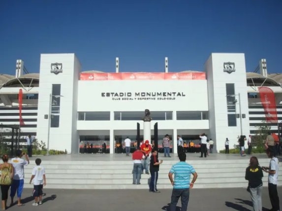 Colo Colo abre el Monumental como centro de acopio para afectados por incendios del sur