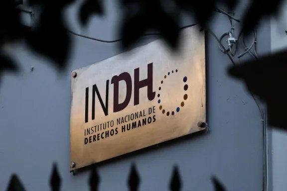 INDH querella por golpiza a migrante irregular en Estación Central y denuncia xenofobia
