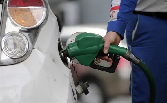 ENAP firma millonario pacto petrolero: ¿estrategia o peligrosa dependencia para Chile?