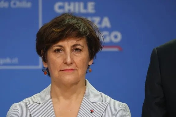 Hospital El Salvador respalda cirugía a madre de ministra Aguilera y confirma auditoría