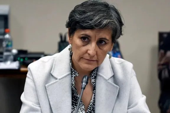 Hospital El Salvador: paciente muere tras aplazamiento por cirugía de madre de ministra