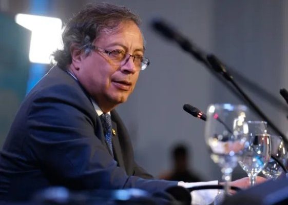 Petro insiste y llama 'nazi' a Kast, pese a la protesta diplomática de Chile