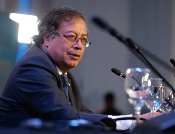 Petro insiste y llama 'nazi' a Kast, pese a la protesta diplomática de Chile