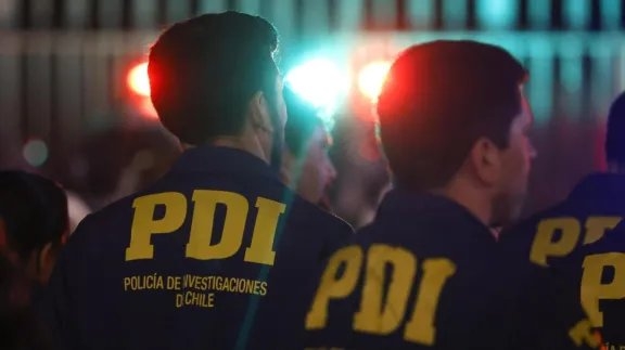 Seis funcionarios de la PDI detenidos por presunta asociación criminal, tráfico de drogas y malversación
