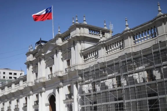 Municipalidad de Santiago ordena paralizar obras en el Palacio de La Moneda por falta de permisos