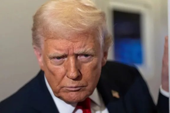 Trump avisa a Maduro: “Podemos hacerlo por las buenas o por las malas” en plena tensión militar en el Caribe