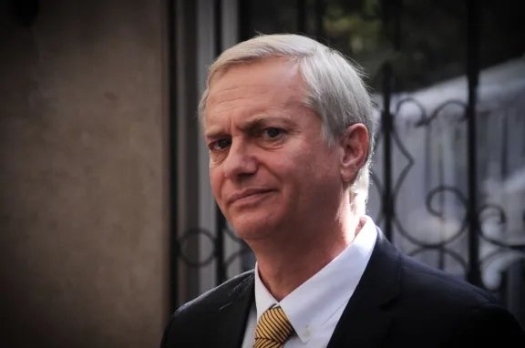 Kast lanza plan para “sacar operadores políticos” del Estado y promete evaluar a todos los funcionarios públicos