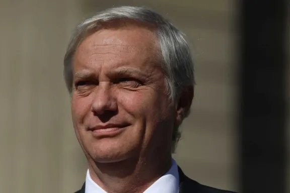 ¿Chile girará a la derecha total? Proyección anticipa triunfo de Kast y mayoría absoluta en el Congreso