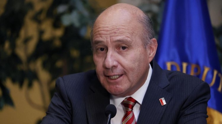 Quiroz: Gobierno impulsará agenda económica con decretos si fracasa la reforma