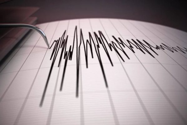 Sismo 6,9 sacude el norte de Chile y se siente en cuatro regiones