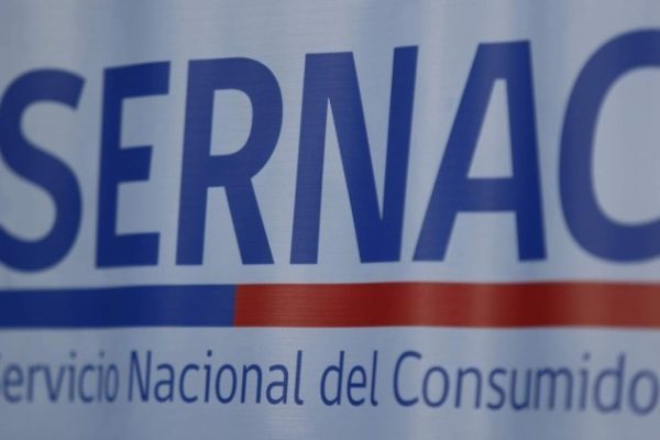 SERNAC lanza alerta de seguridad para más de 3.600 vehículos Stellantis en Chile