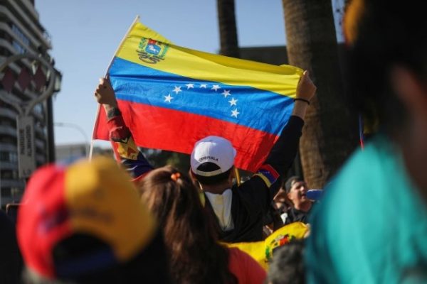 El oficialismo apoya gestiones para reactivar relaciones consulares con Venezuela
