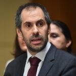 Oposición evalúa acusación constitucional a Trinidad Steinert tras dictamen de Contraloría