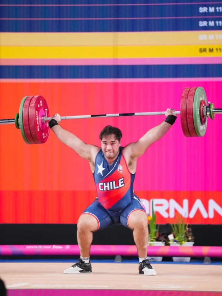 Nicolás Cuevas aporta un bronce al Team Chile en Santa Fe 2026