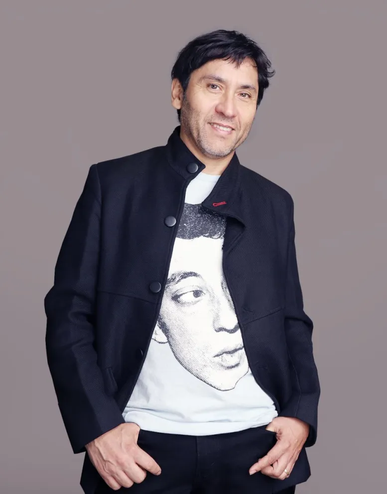 Claudio Narea regresa a Coquimbo mientras prepara un nuevo EP con Alain Johannes