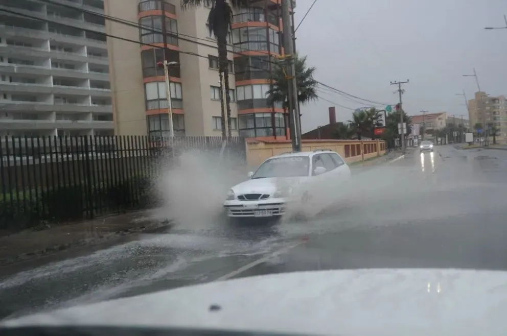 Coquimbo queda bajo Alerta Amarilla ante lluvias intensas, tormentas y riesgo de remociones