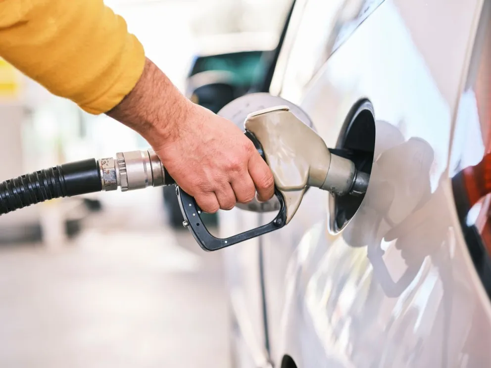 ENAP confirma alzas para los combustibles: diésel subirá $91,5 por litro