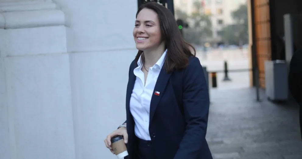 Exministra Natalia Duco vuelve a La Moneda con asesoría deportiva de $17,1 millones