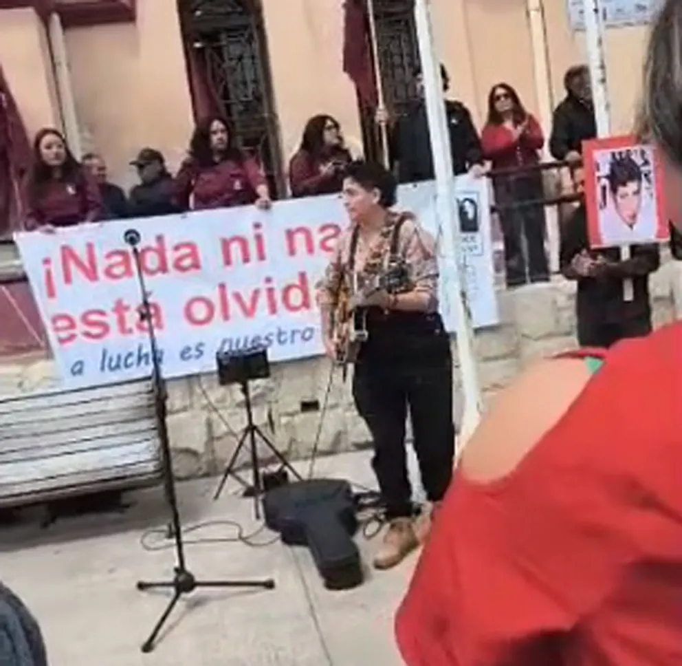 La Serena honró con memoria y velas a las 15 víctimas de la Caravana de la Muerte