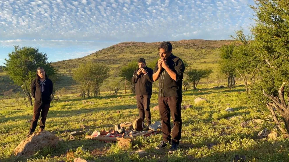 Ñauca Sonidos explora la sonoridad ancestral del Limarí con réplicas de instrumentos indígenas