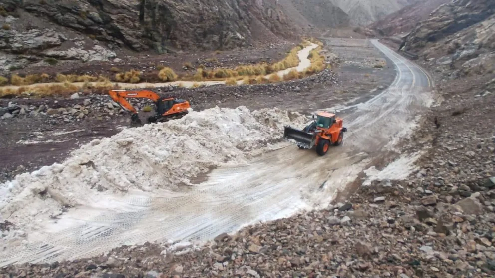 Paso Agua Negra supera el 30% de despeje y continúa sin fecha de apertura